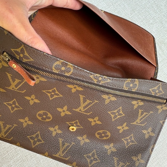 Louis Vuitton clutch bag - Picture 8 of 12